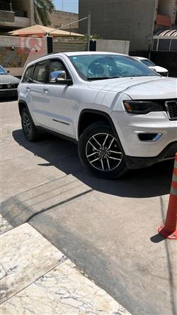 جيب جراند شيروكي